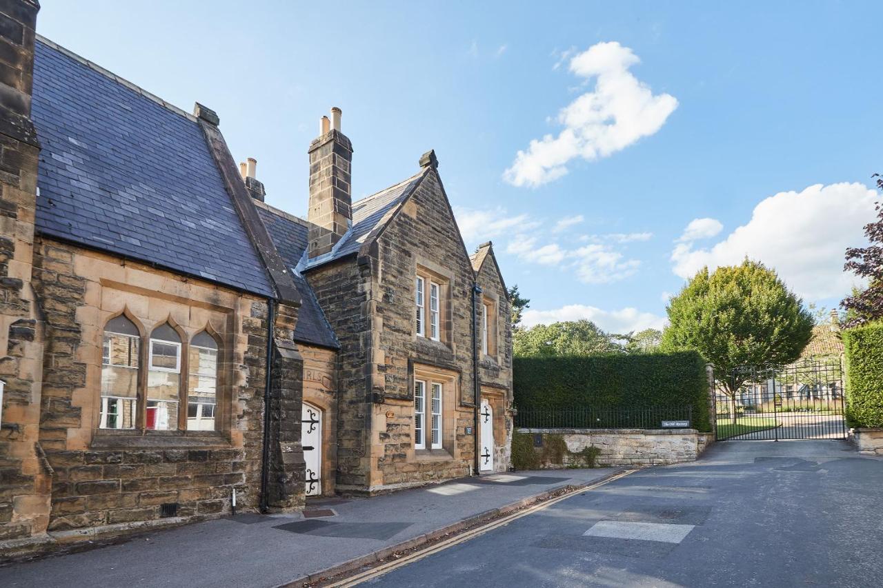 Host & - The Old School House Holiday home *